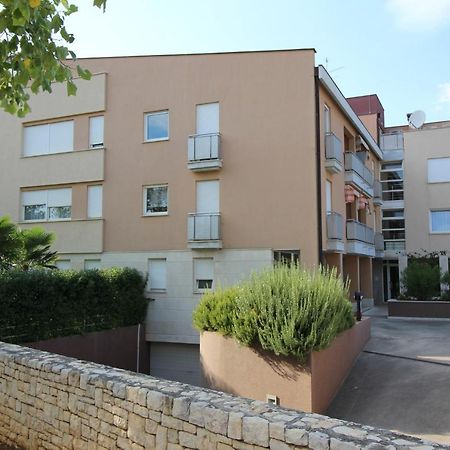 Apartment Vojka In City Center Poreč Exterior foto
